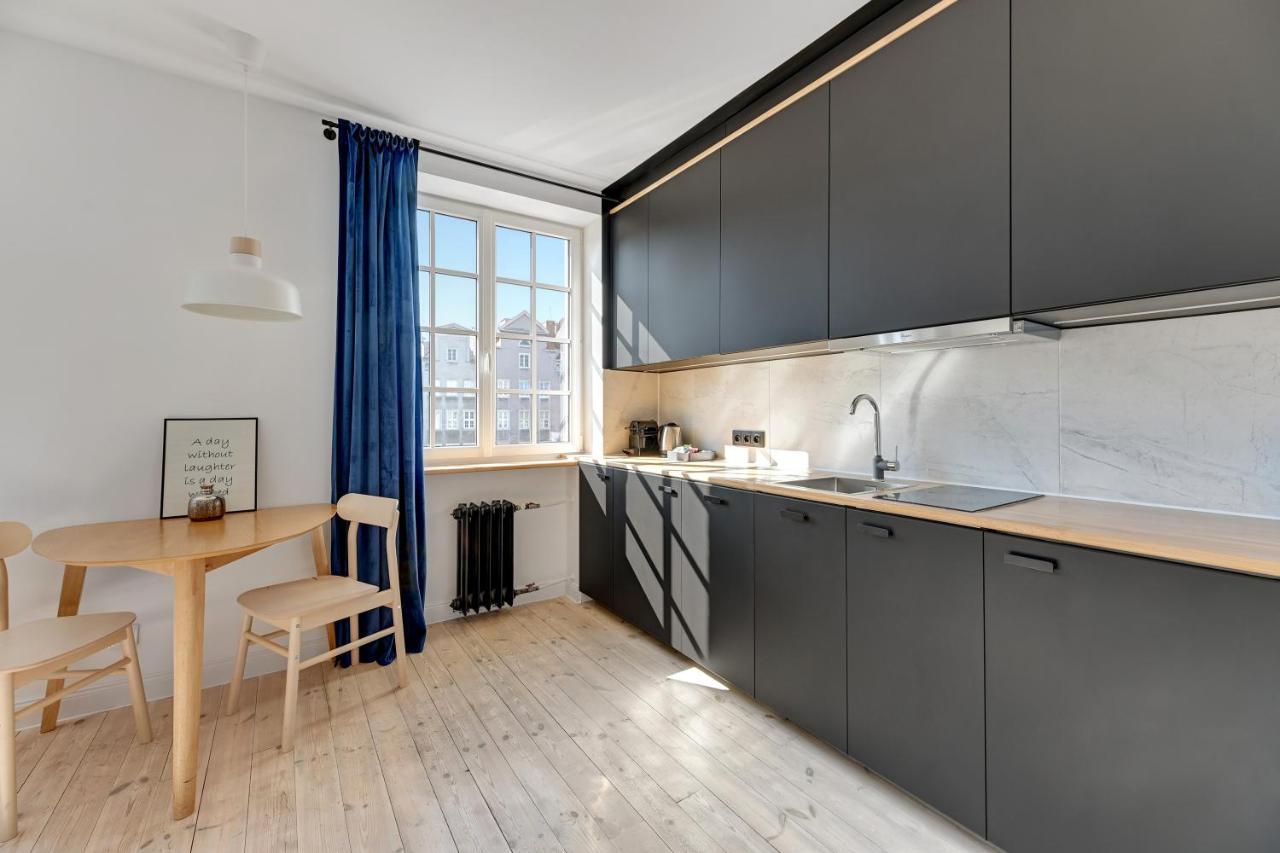 Szeroka Boutique By Downtown Apartments グダニスク エクステリア 写真